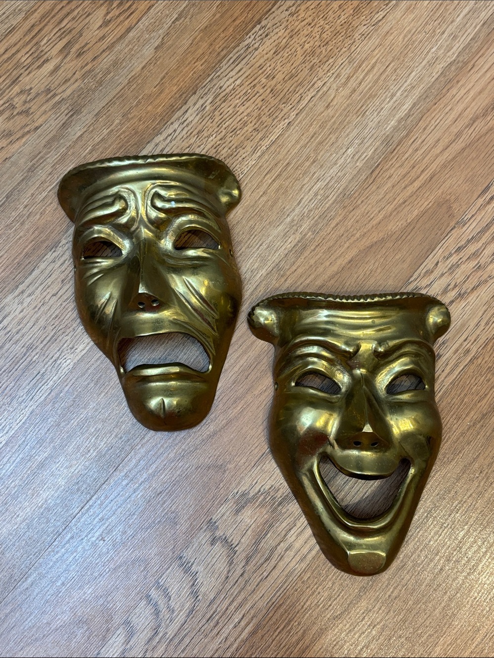 Vintage Brass Comedy and Tragedy Theater Masks - Wall Decor. - Picture 4 of 17